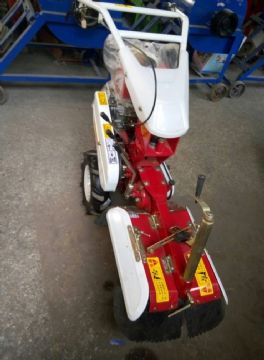 點擊查看詳細信息<br>標題：開溝機 閱讀次數：1745