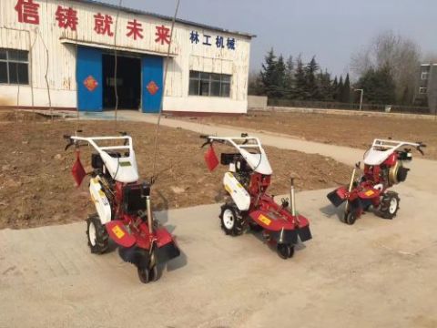 點擊查看詳細信息<br>標題：開溝機　 閱讀次數：2437