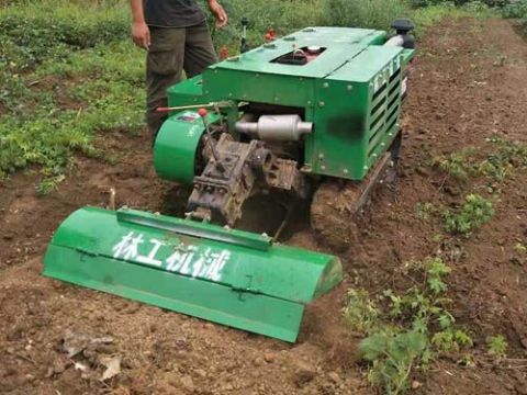 點擊查看詳細信息<br>標題：履帶開溝機　 閱讀次數：1951