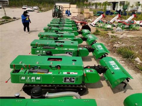 點擊查看詳細信息<br>標題：履帶開溝機　 閱讀次數：1816