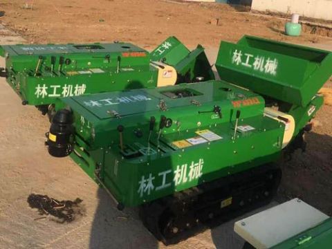 點擊查看詳細信息<br>標題：履帶開溝機　 閱讀次數：2015