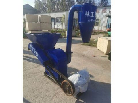 點(diǎn)擊查看詳細(xì)信息<br>標(biāo)題：飼料粉碎機(jī) 閱讀次數(shù)：1943